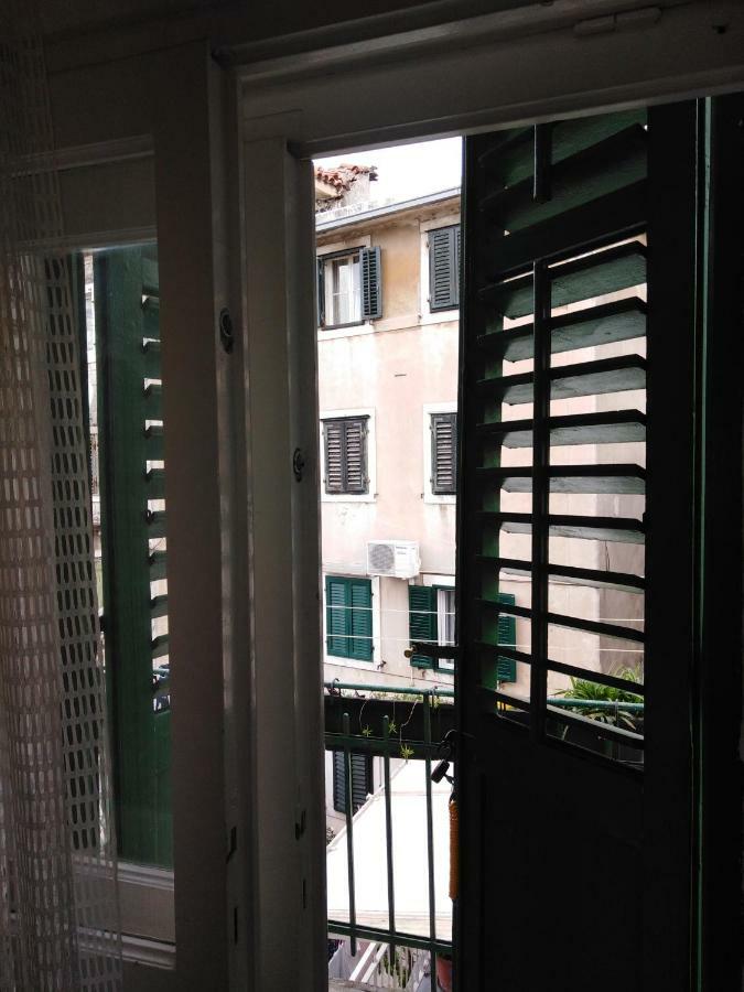 Apartments Antonia Split Exterior photo